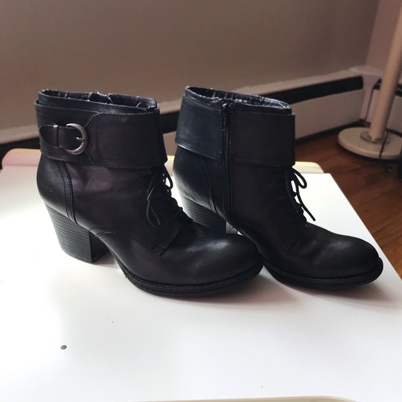 Girly Combat Boots - Picture 5 of 7